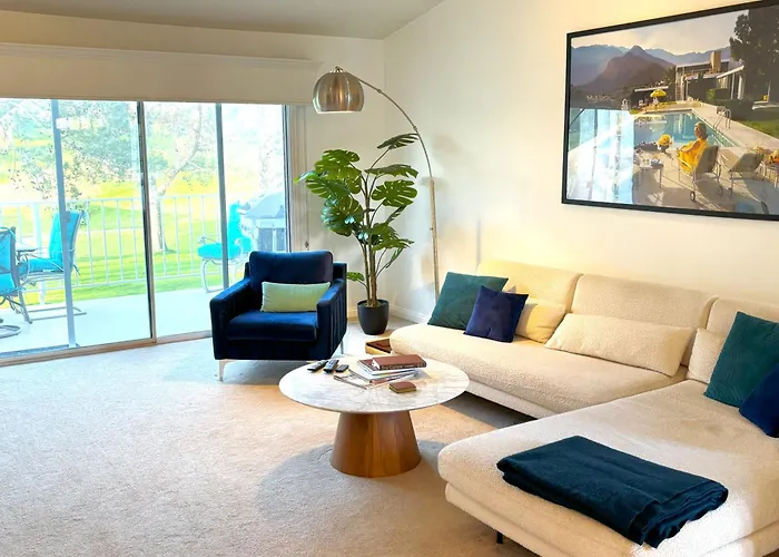 Idyll In The Desert - Immaculate Palm Desert Getaway